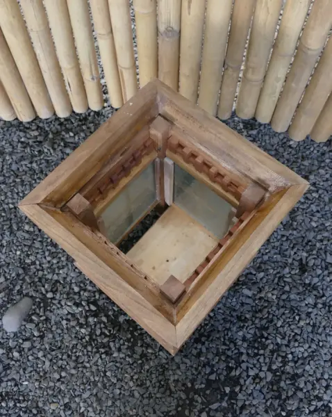 Product image 7 of the product “Japanese style garden lantern Fukui made of Bangkirai hardwood ”